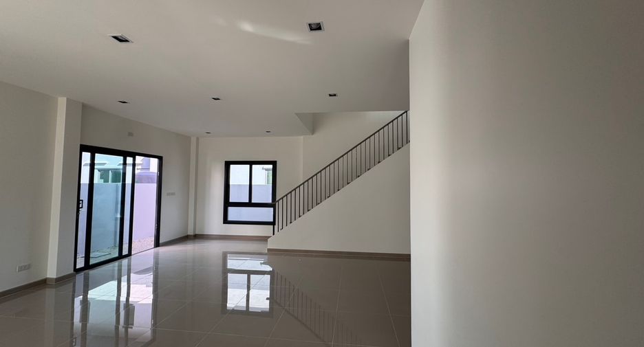 Haus zum Kauf mit 4 Zimmer in East Pattaya, Pattaya