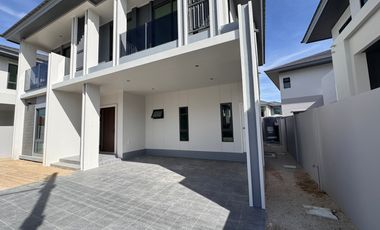 Casa en venta de 4 habitaciones en East Pattaya, Pattaya