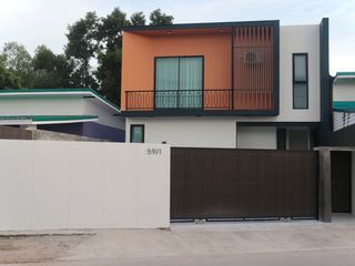 Продажа 5 спальни вилла в Банг Ламунг, Чонбури