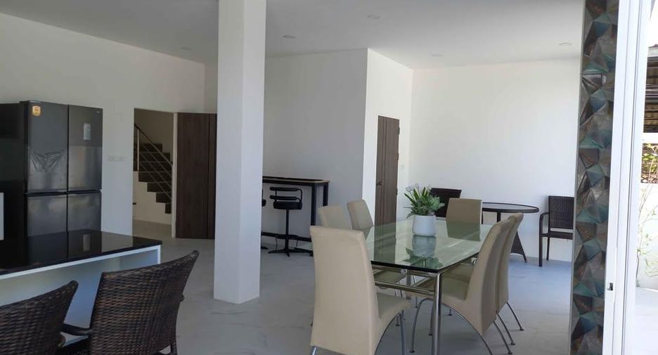For sale 4 bedrooms villa in Sattahip, Chonburi