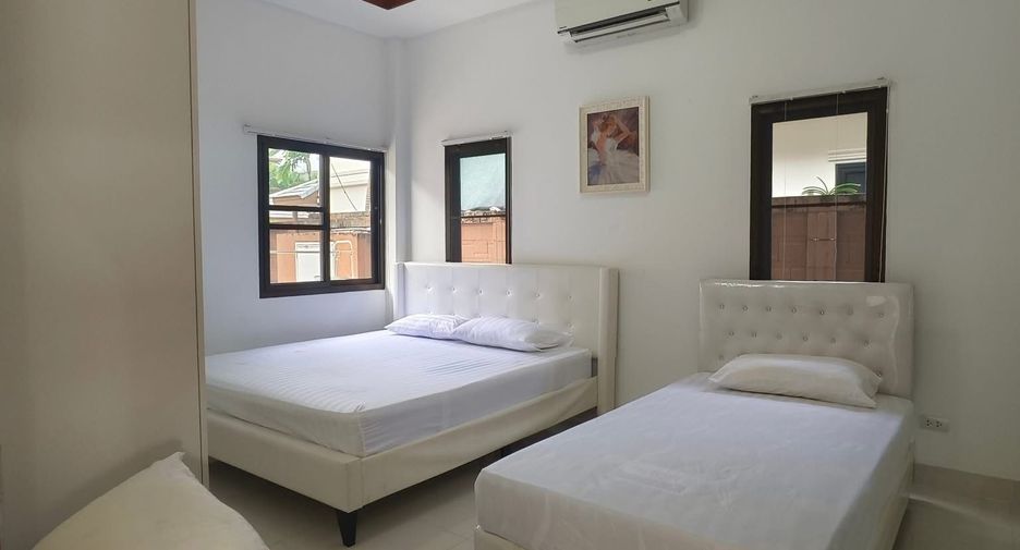 For sale 2 bedrooms villa in Huay Yai, Pattaya