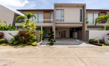 For sale 4 bedrooms villa in Thalang, Phuket