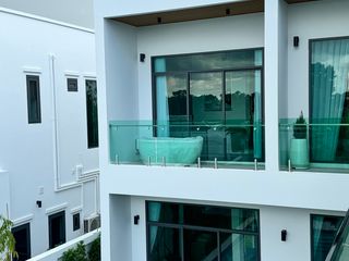 Villa en venta de 4 habitaciones en Bang Lamung, Chonburi