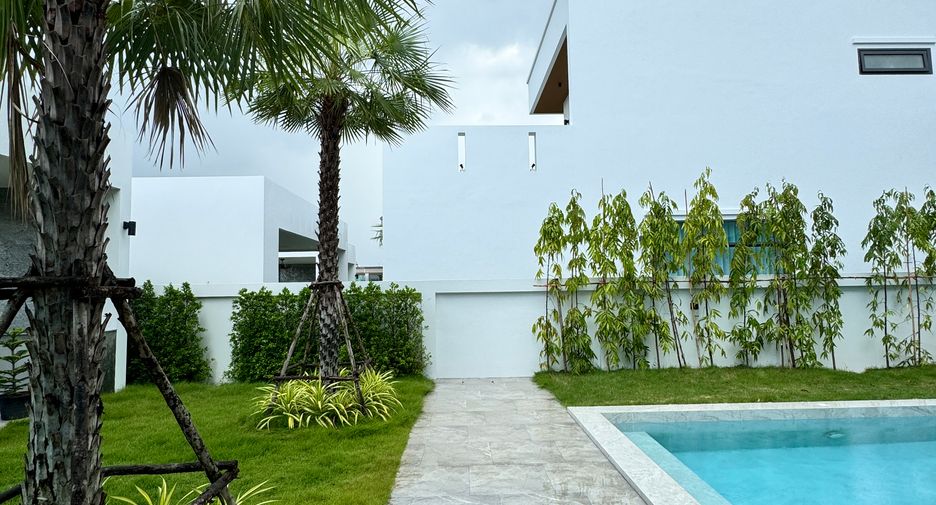 Villa en venta de 4 habitaciones en Bang Lamung, Chonburi