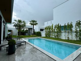 Villa en venta de 4 habitaciones en Bang Lamung, Chonburi