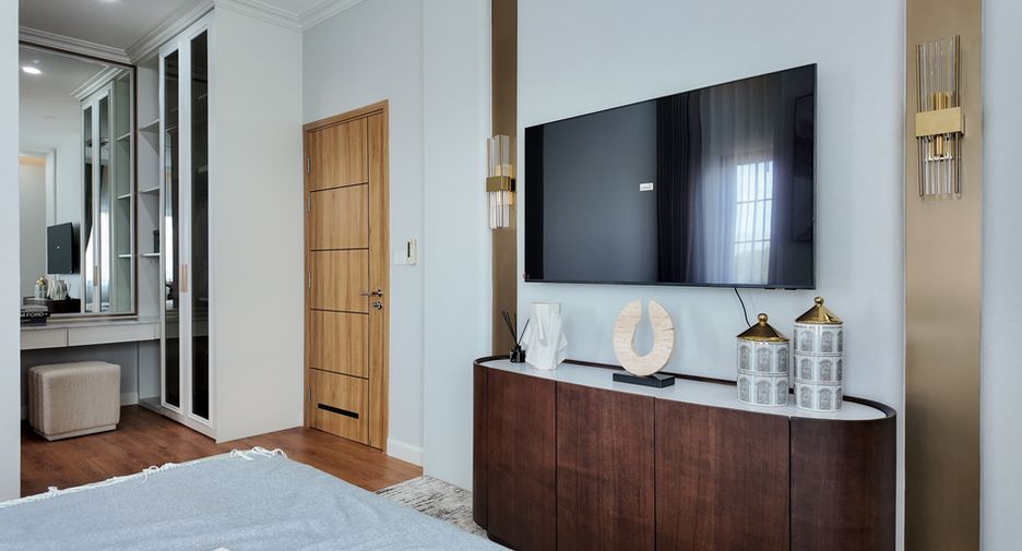À vendre 4 chambres villa à Bang Lamung, Chonburi