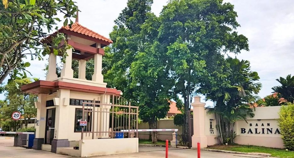 For sale 3 bedrooms house in Sattahip, Chonburi