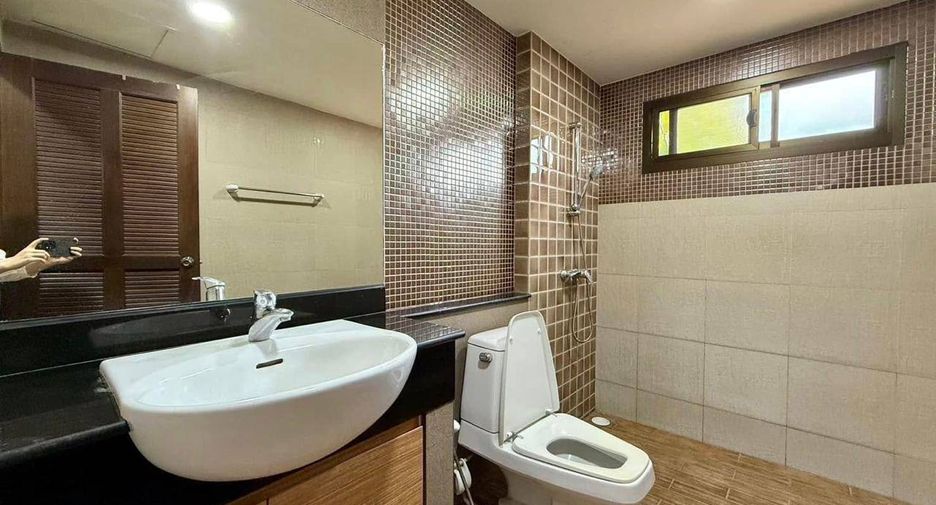 For sale 3 bedrooms house in Sattahip, Chonburi