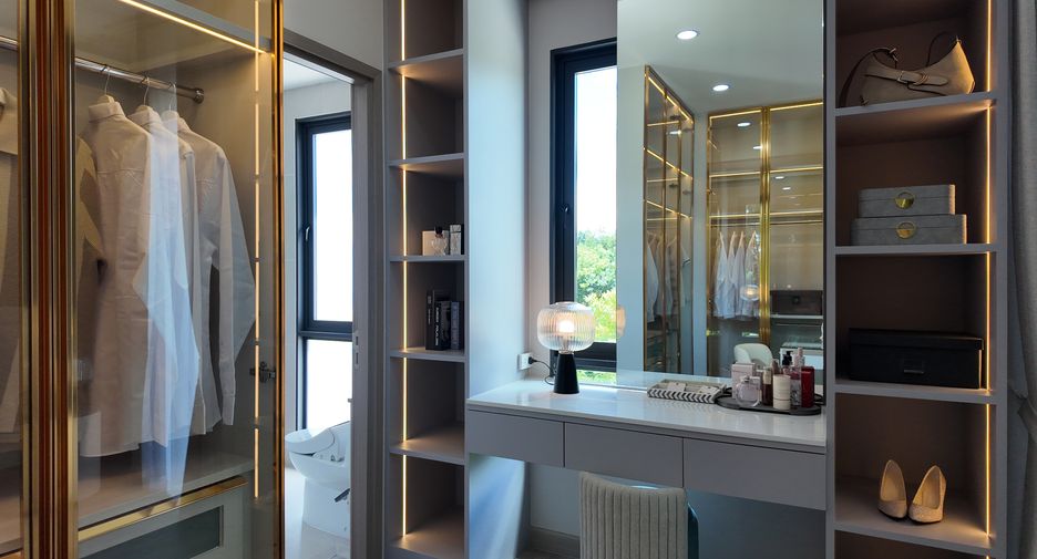 Villa en venta de 4 habitaciones en East Pattaya, Pattaya