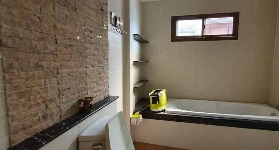 Casa en venta de 3 habitaciones en Huay Yai, Pattaya