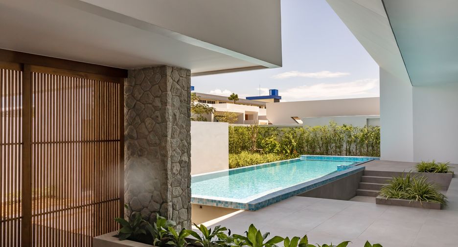 For sale 3 bedrooms villa in Thalang, Phuket