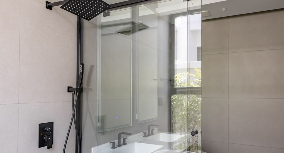 For sale 3 bedrooms villa in Thalang, Phuket