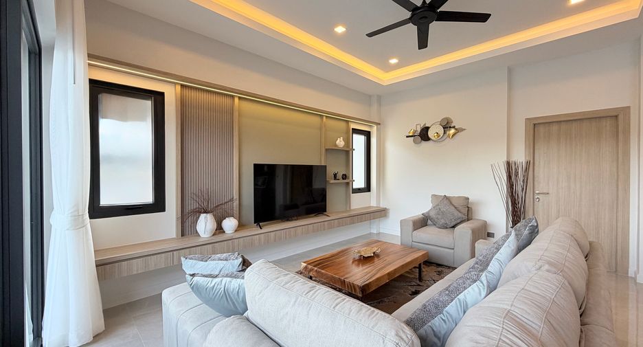 For sale 3 ベッドルーム villa in East Pattaya, Pattaya