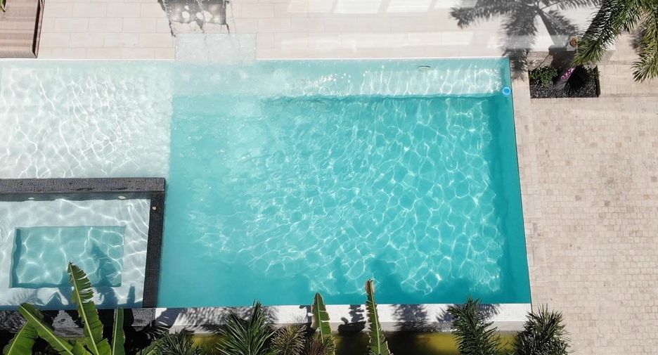 For sale 5 bedrooms villa in Mueang Phuket, Phuket