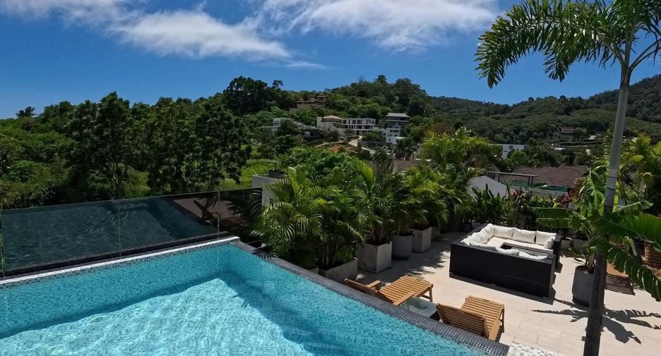 For sale 5 bedrooms villa in Mueang Phuket, Phuket