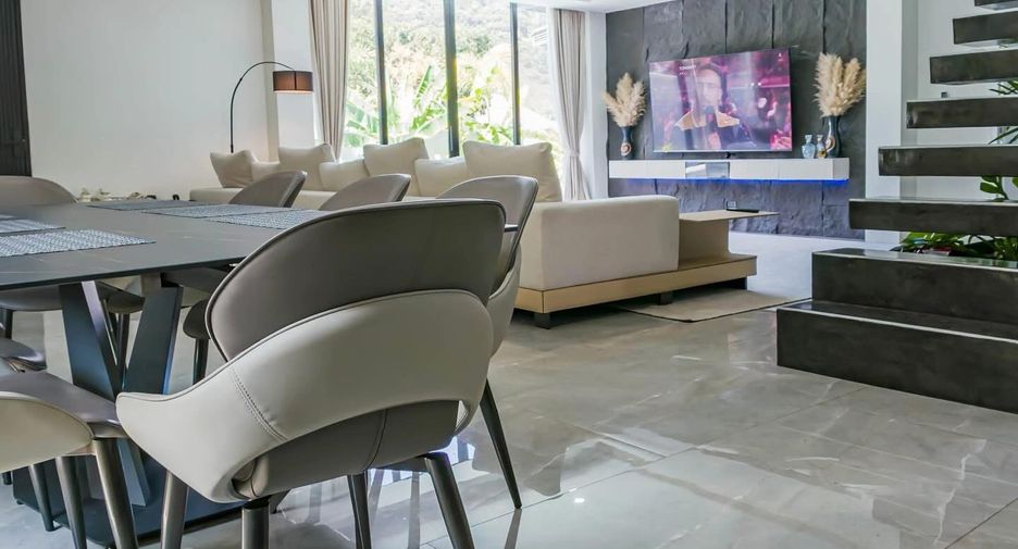 For sale 5 bedrooms villa in Mueang Phuket, Phuket