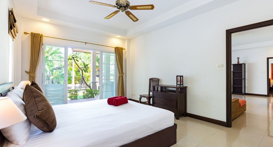 For sale 3 bedrooms villa in Mueang Phuket, Phuket