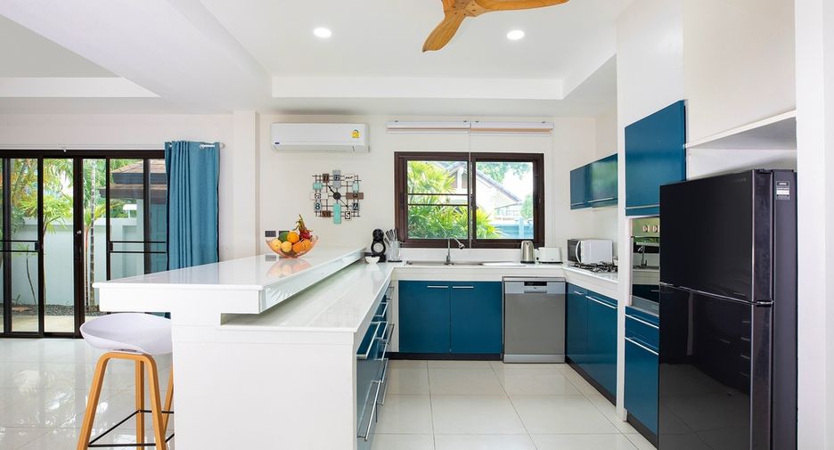 Villa zum Kauf mit 4 Zimmer in Mueang Phuket, Phuket