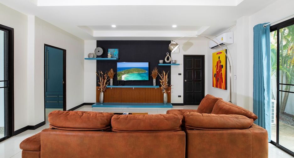 Villa zum Kauf mit 4 Zimmer in Mueang Phuket, Phuket