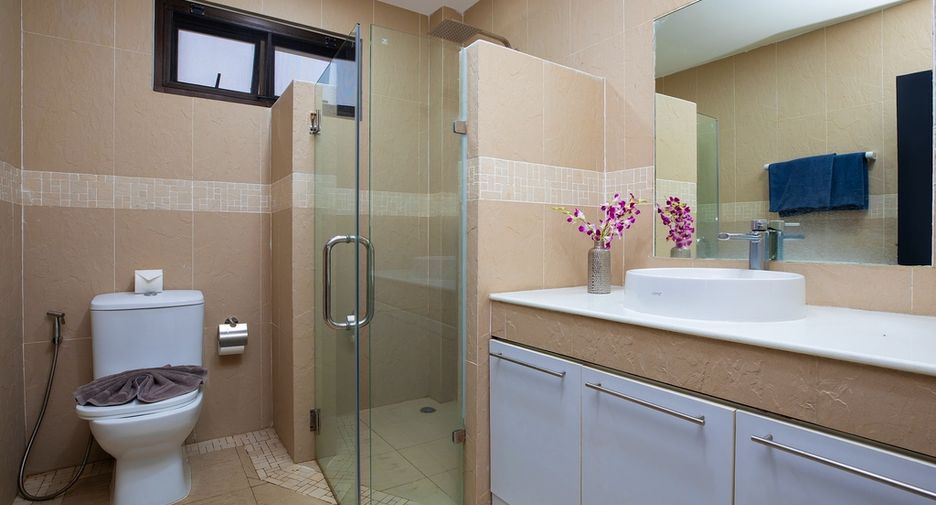 Villa zum Kauf mit 4 Zimmer in Mueang Phuket, Phuket