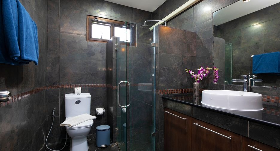 Villa zum Kauf mit 4 Zimmer in Mueang Phuket, Phuket