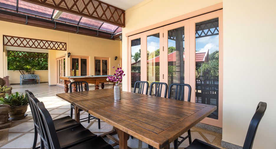 For sale 4 bedrooms villa in Mueang Phuket, Phuket