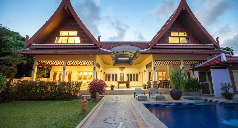 For sale 4 bedrooms villa in Mueang Phuket, Phuket