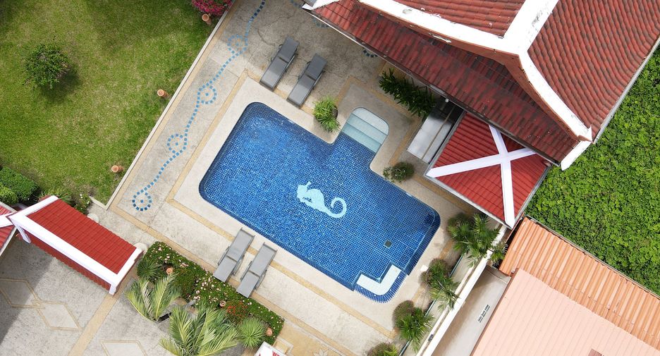 For sale 4 bedrooms villa in Mueang Phuket, Phuket