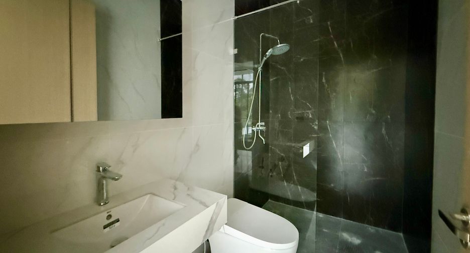 For sale 4 bedrooms villa in Bang Lamung, Chonburi