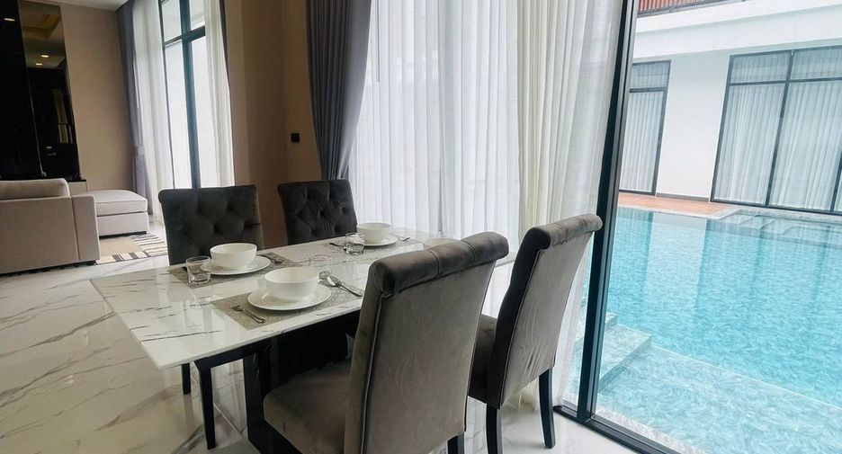 For sale 3 bedrooms villa in East Pattaya, Pattaya
