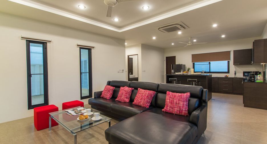 For sale 3 bedrooms villa in Mueang Phuket, Phuket