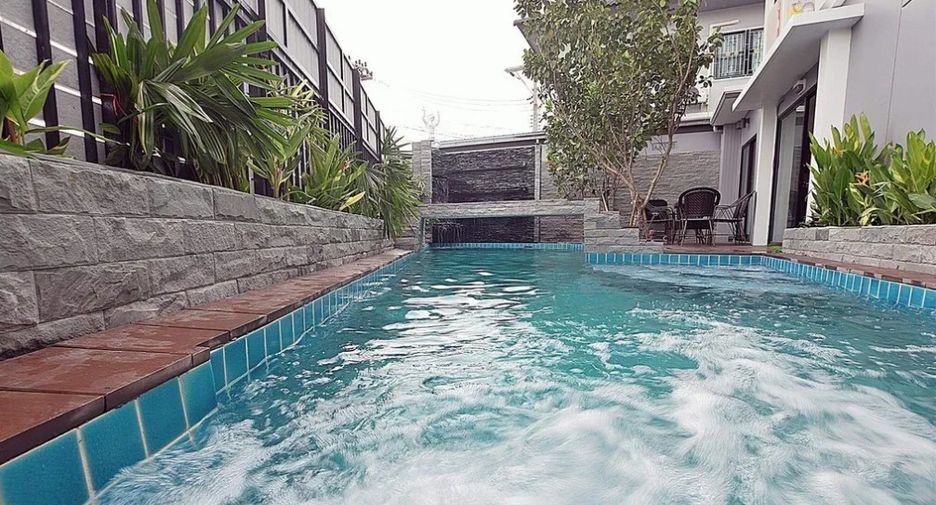 For sale 2 bedrooms house in East Pattaya, Pattaya