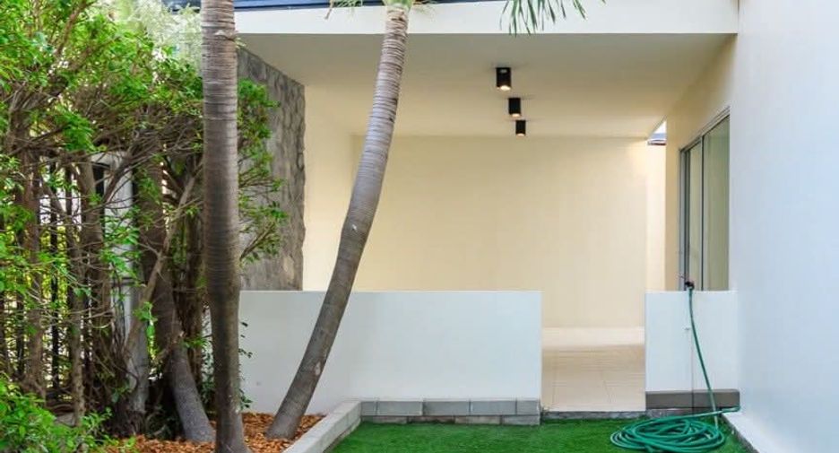 For sale 2 bedrooms house in East Pattaya, Pattaya