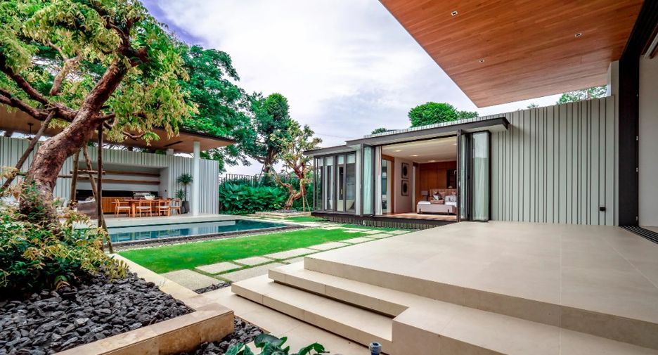 For sale 4 bedrooms villa in Thalang, Phuket