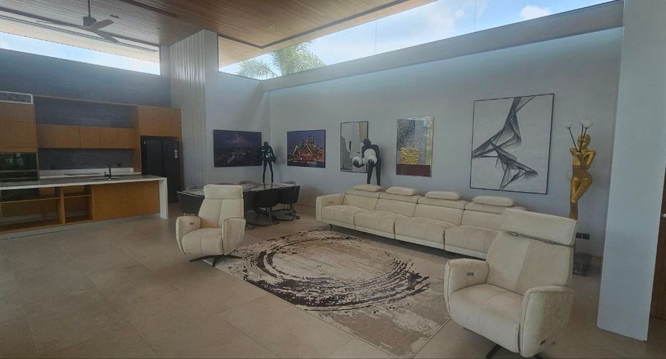 For sale 4 bedrooms villa in Thalang, Phuket