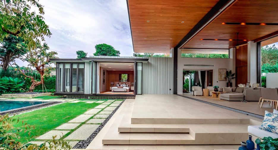 For sale 4 bedrooms villa in Thalang, Phuket