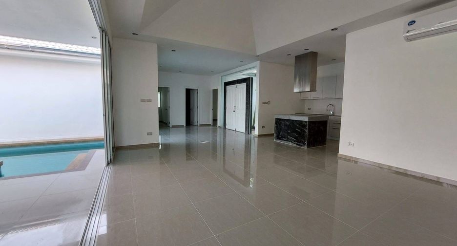 À vendre 3 chambres maison à Huay Yai, Pattaya