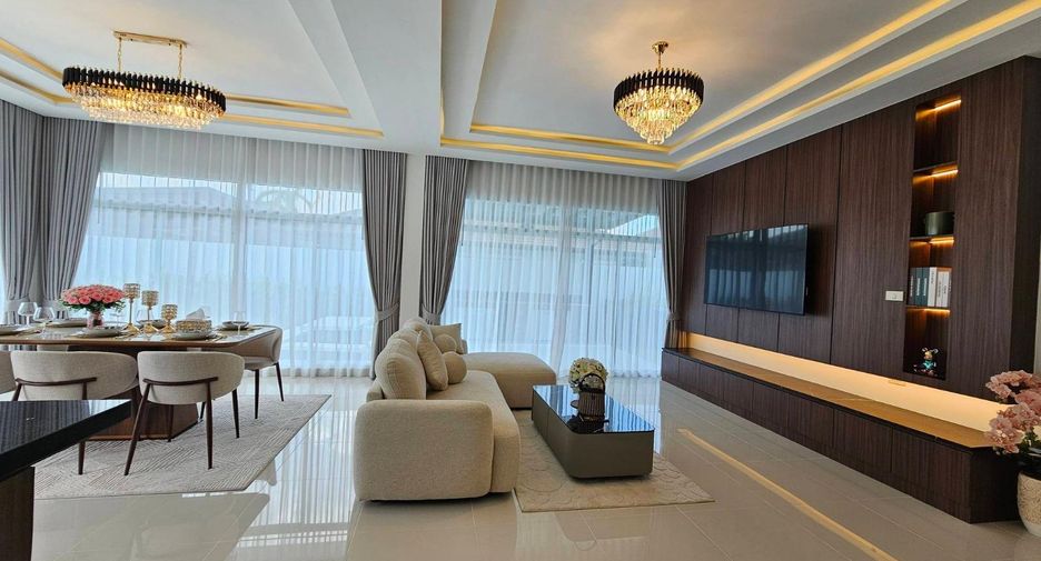 For sale 3 bedrooms villa in East Pattaya, Pattaya