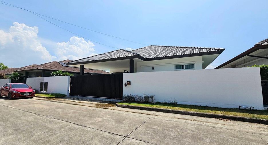 For sale 3 bedrooms villa in East Pattaya, Pattaya