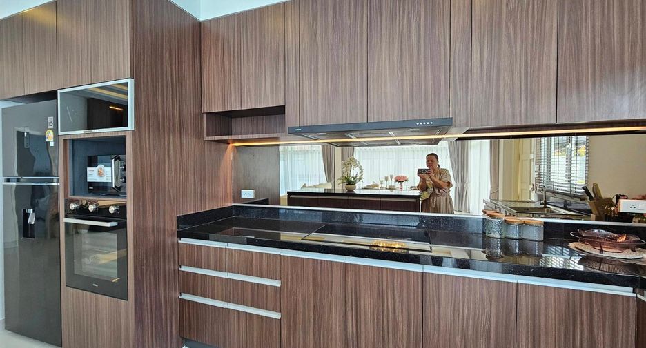 For sale 3 bedrooms villa in East Pattaya, Pattaya