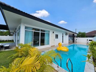 À vendre 3 chambres villa à Bang Lamung, Chonburi
