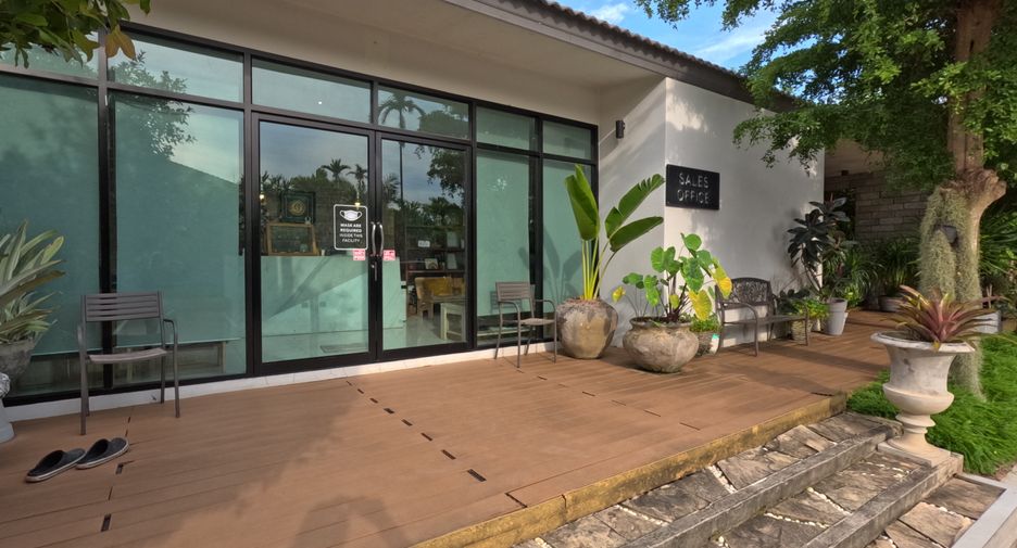 For sale 3 bedrooms villa in East Pattaya, Pattaya