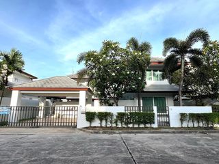 À vendre 3 chambres villa à Bang Lamung, Chonburi