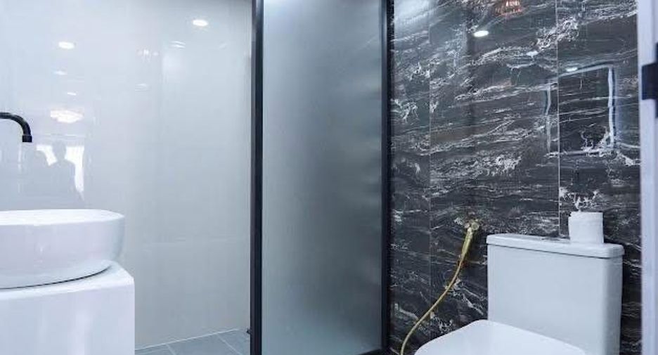 For sale 3 bedrooms house in East Pattaya, Pattaya