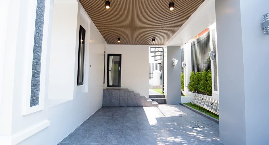 À vendre 4 chambres villa à South Pattaya, Pattaya