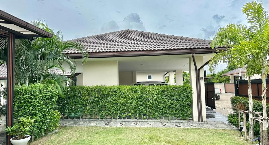 Haus zum Kauf mit 6 Zimmer in Huay Yai, Pattaya