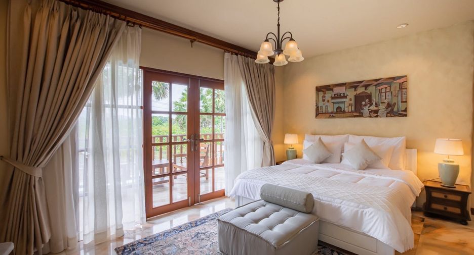 Villa zum Kauf mit 5 Zimmer in Mueang Phuket, Phuket