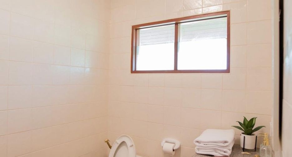Villa zum Kauf mit 5 Zimmer in Mueang Phuket, Phuket