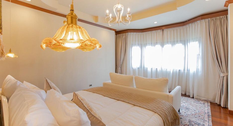 Villa zum Kauf mit 5 Zimmer in Mueang Phuket, Phuket