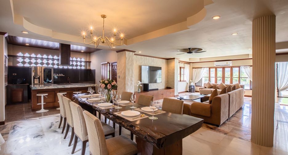 Villa zum Kauf mit 5 Zimmer in Mueang Phuket, Phuket